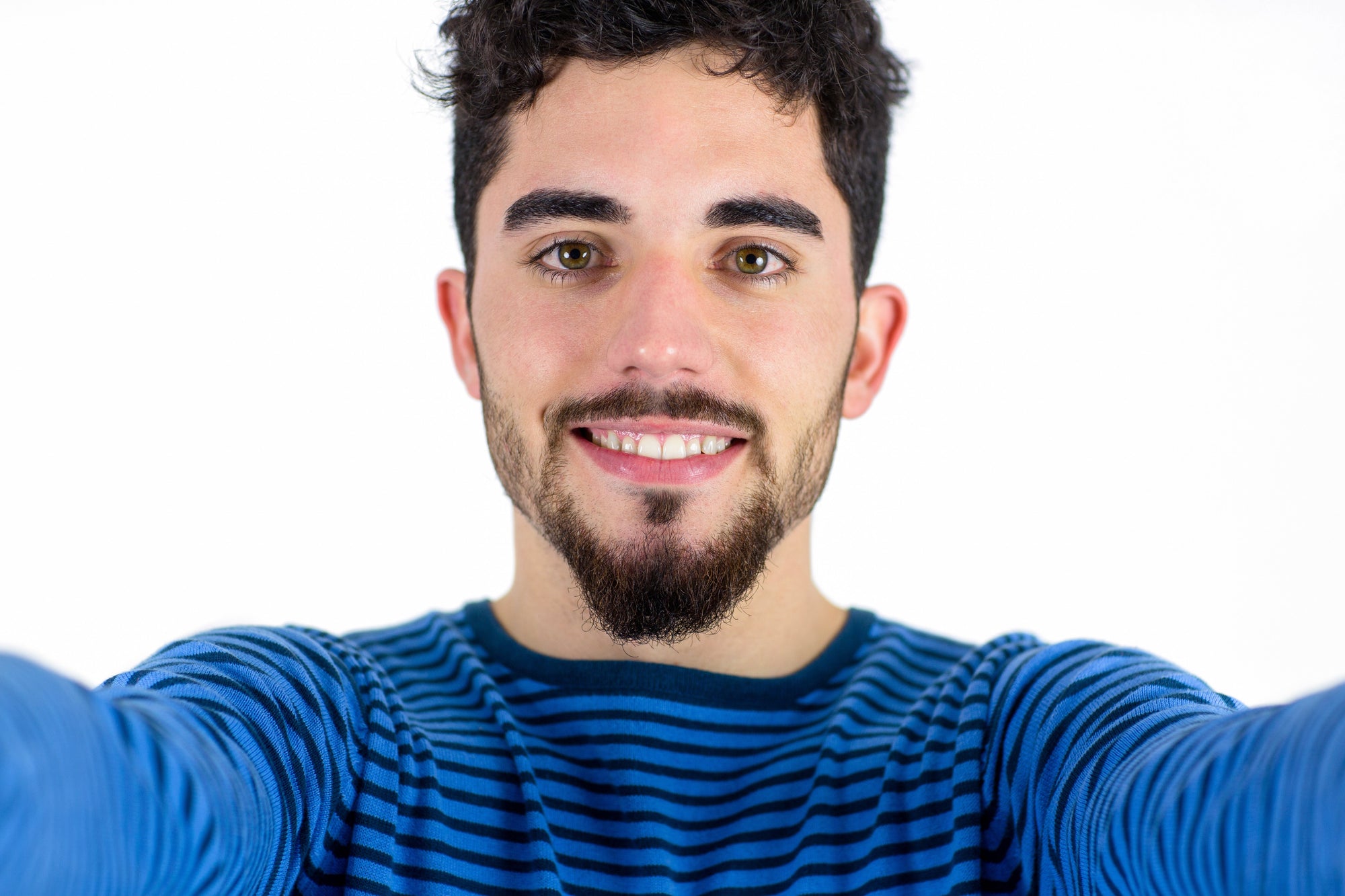 How to Straighten a Goatee (Without Damaging Your Beard)