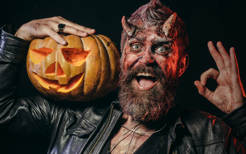 13 Best Halloween Costumes with Beards