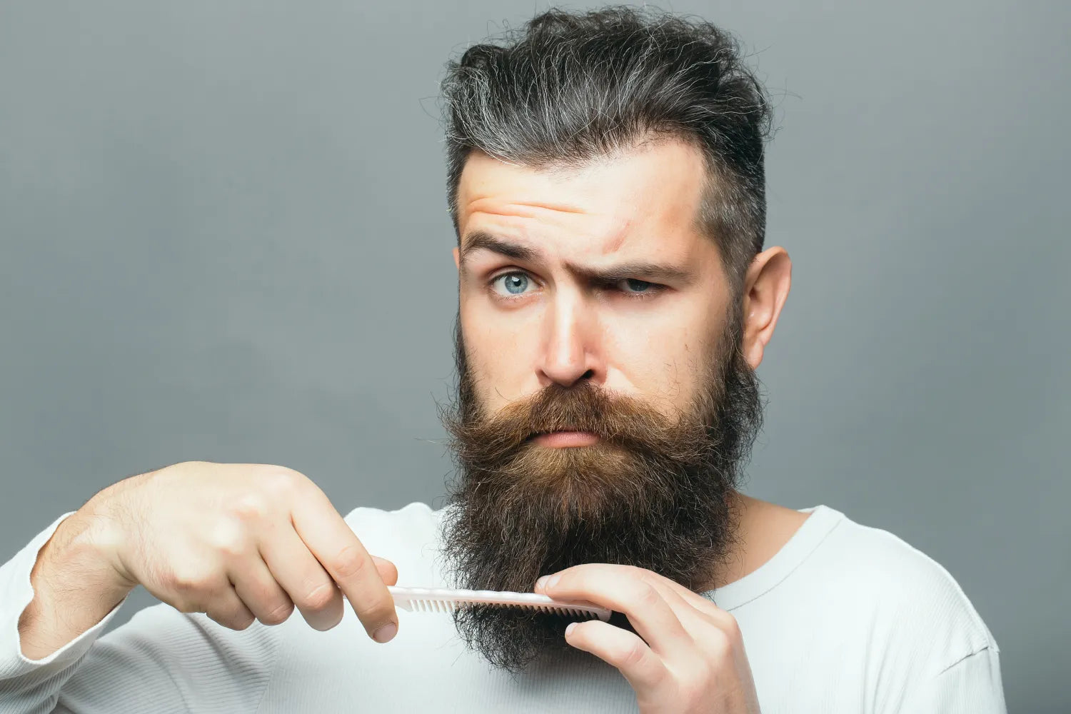 How To Detangle Your Beard: 8 Tips for Beard Knots