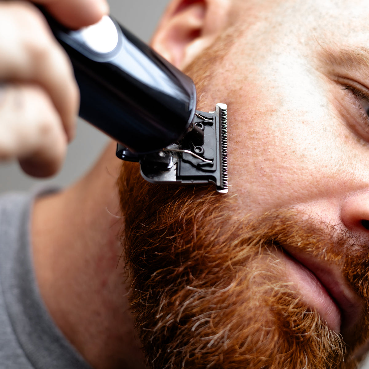 Beard Club Professional T-Blade Beard Trimmer for Men LT - Barber Electric Shaver, Mustache & Hair Clippers for Men Zero Gapped Cordless Buzzer Hair Trimmer & T Liner - Edger Line Up Grooming Kit